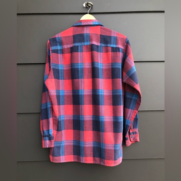 Vintage Sears - The Men’s Store - Plaid button down Shirt  - made in Canada - M - Picture 2 of 4